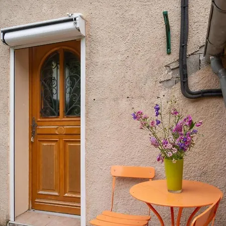 Meuble De Tourisme Du 5 Personnes A Serigas